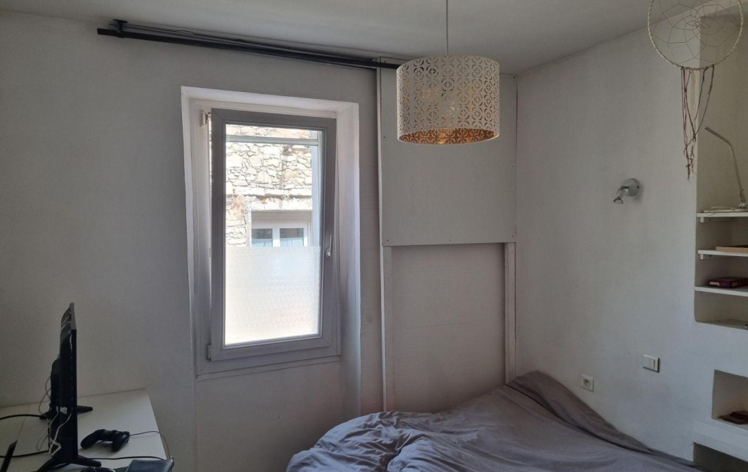 Annonces VITROLLES : Apartment | SEPTEMES-LES-VALLONS (13240) | 57 m2 | 129 000 € 