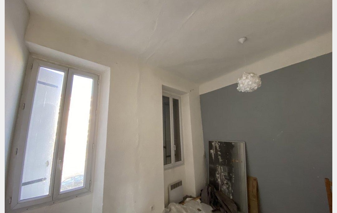 Annonces VITROLLES : Appartement | MARSEILLE (13015) | 64 m2 | 129 000 € 